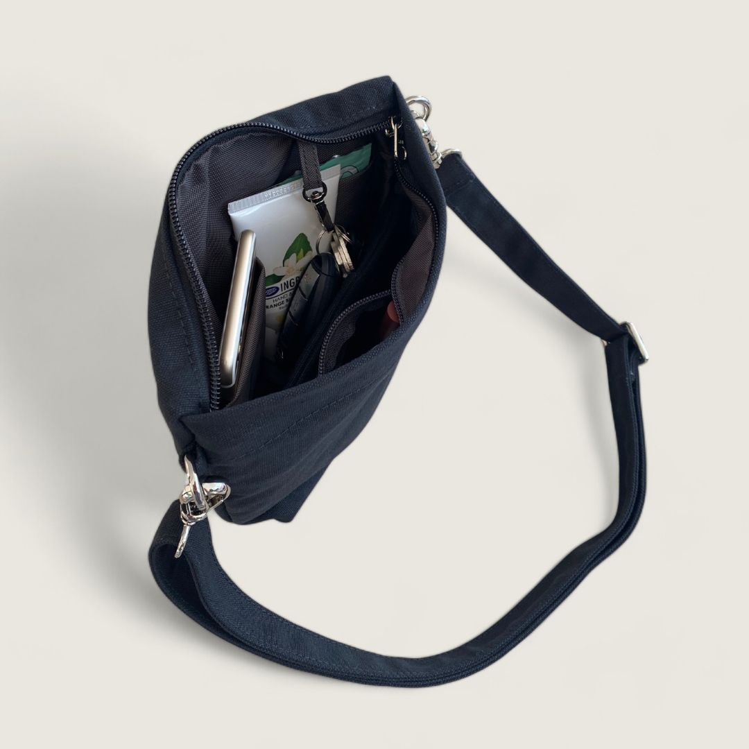 GRETJE Sling Bag